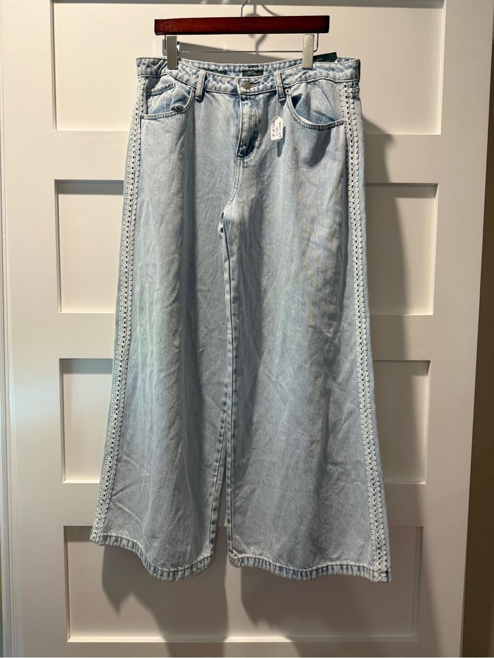 Wild Fable light Wash Wide Leg Jeans boho embroidered cottagecore